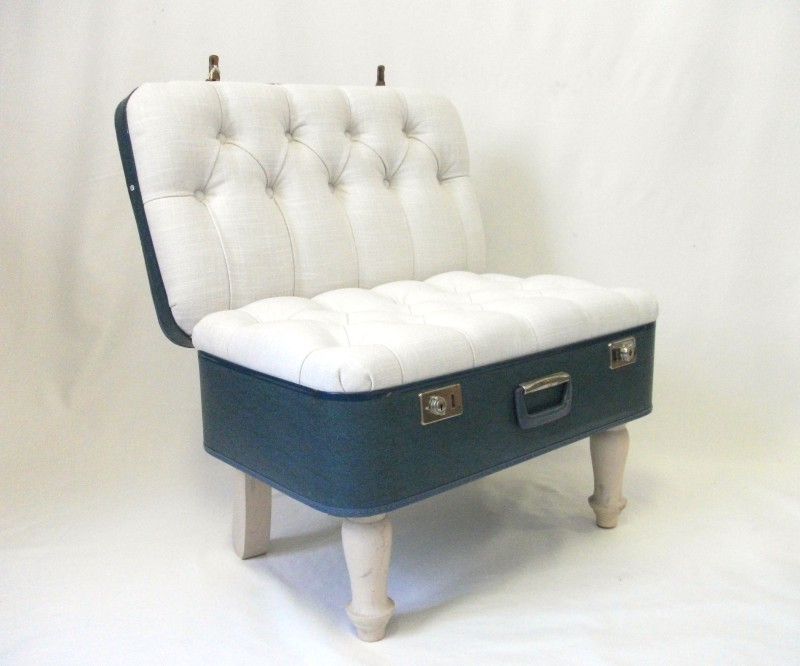 Illustration for article titled Retrotastic Furniture Made from Amazing Old Suitcases and Trunks